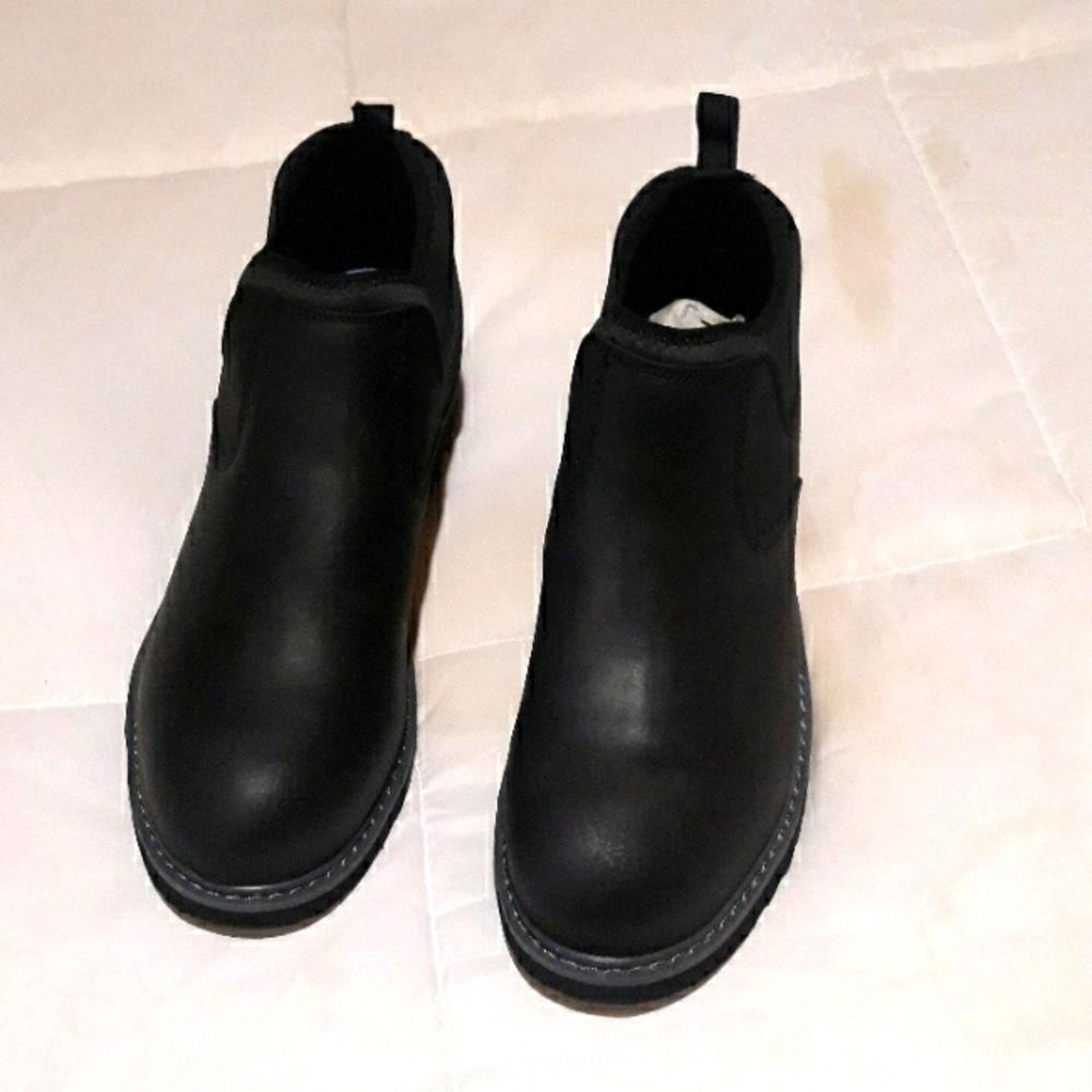 Leather boots